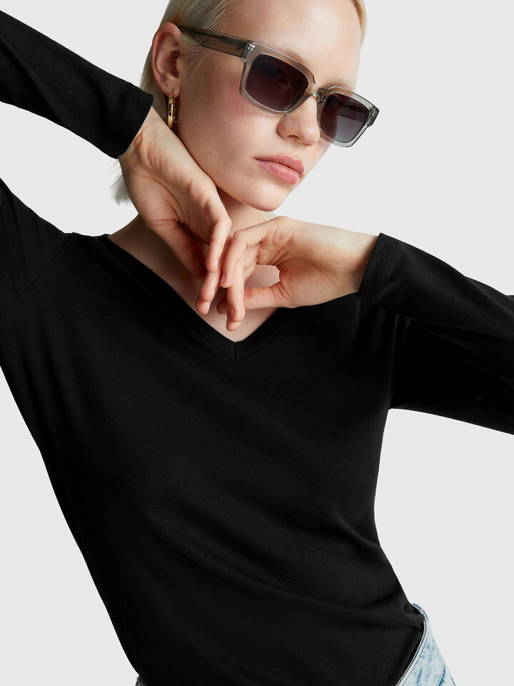 T-SHIRT L/S Women image number 4